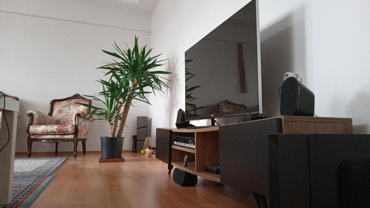 A Single Room in Home, одноместная комната в доме, Chambre simple, Habitación individual Истанбул Екстериор снимка