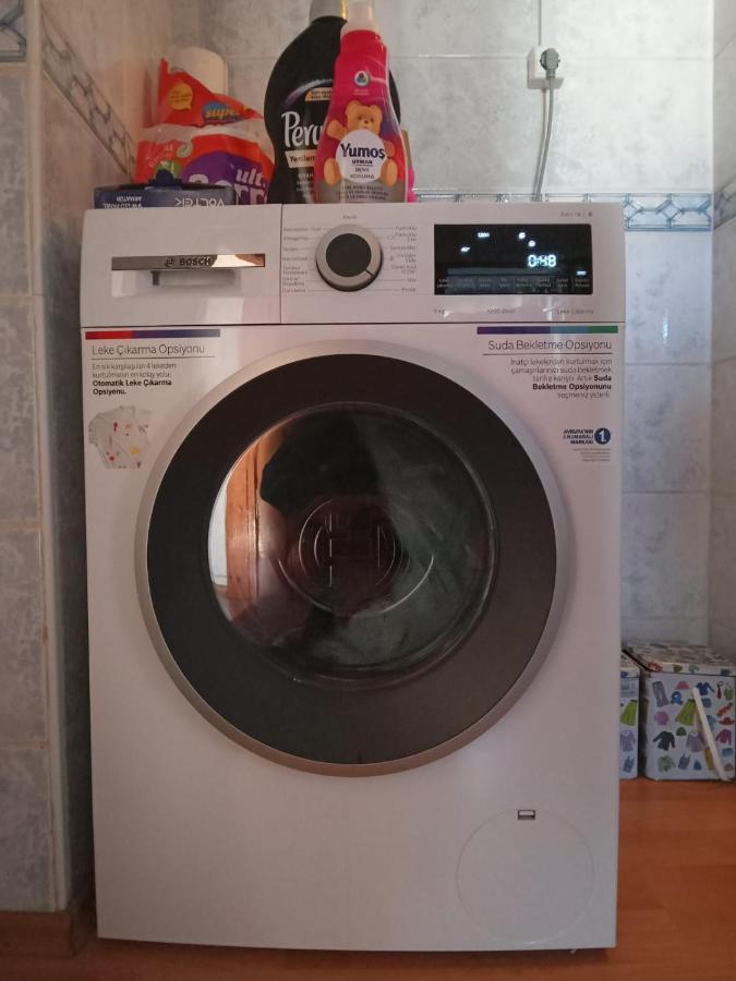 A Single Room in Home, одноместная комната в доме, Chambre simple, Habitación individual Истанбул Екстериор снимка